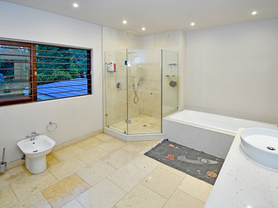 To Let 4 Bedroom Property for Rent in Morningside Gauteng