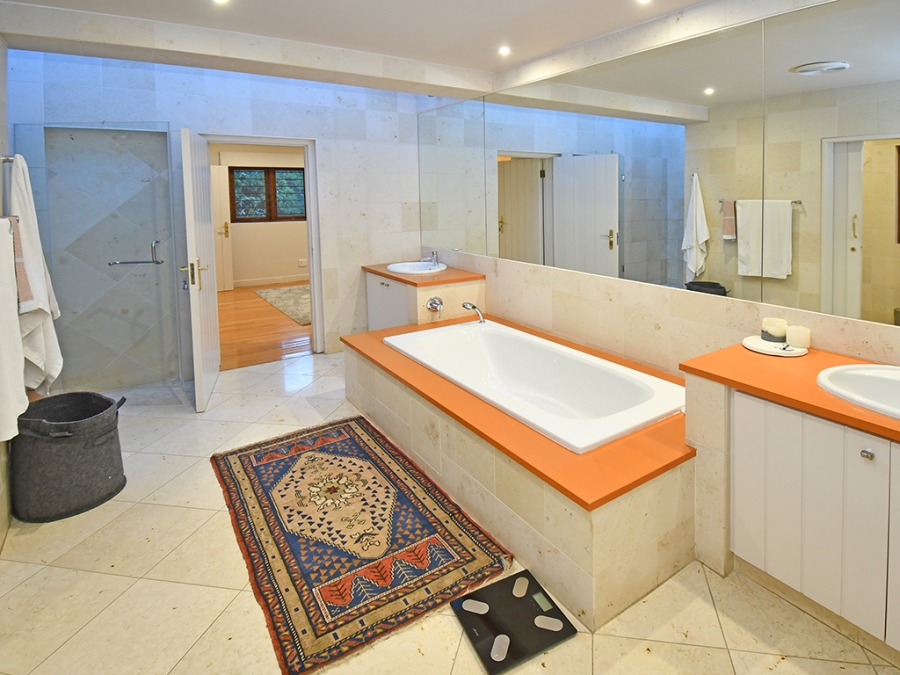 To Let 4 Bedroom Property for Rent in Morningside Gauteng