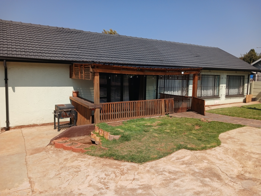 3 Bedroom Property for Sale in Witpoortjie Gauteng
