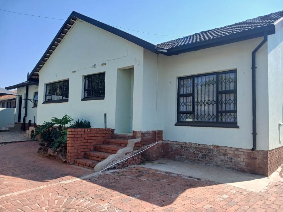 3 Bedroom Property for Sale in Witpoortjie Gauteng