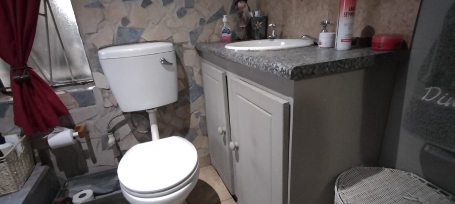 To Let 3 Bedroom Property for Rent in Randgate Gauteng