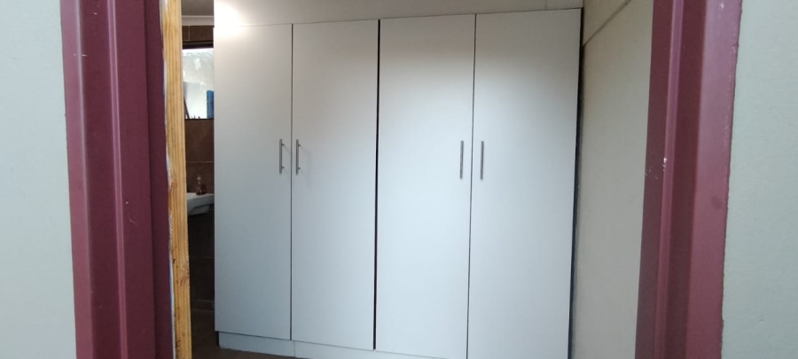 To Let 3 Bedroom Property for Rent in Randgate Gauteng
