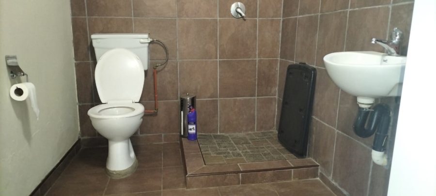 To Let 3 Bedroom Property for Rent in Randgate Gauteng