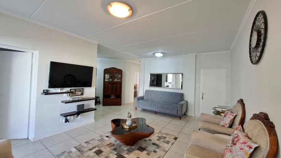 3 Bedroom Property for Sale in Petervale Gauteng