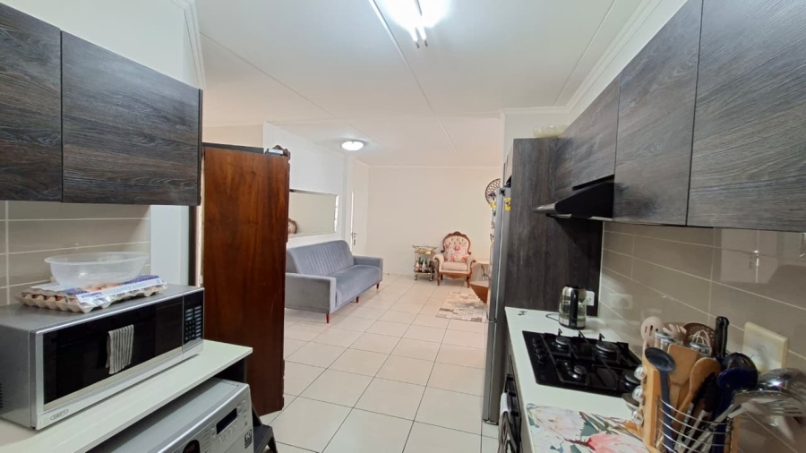 3 Bedroom Property for Sale in Petervale Gauteng