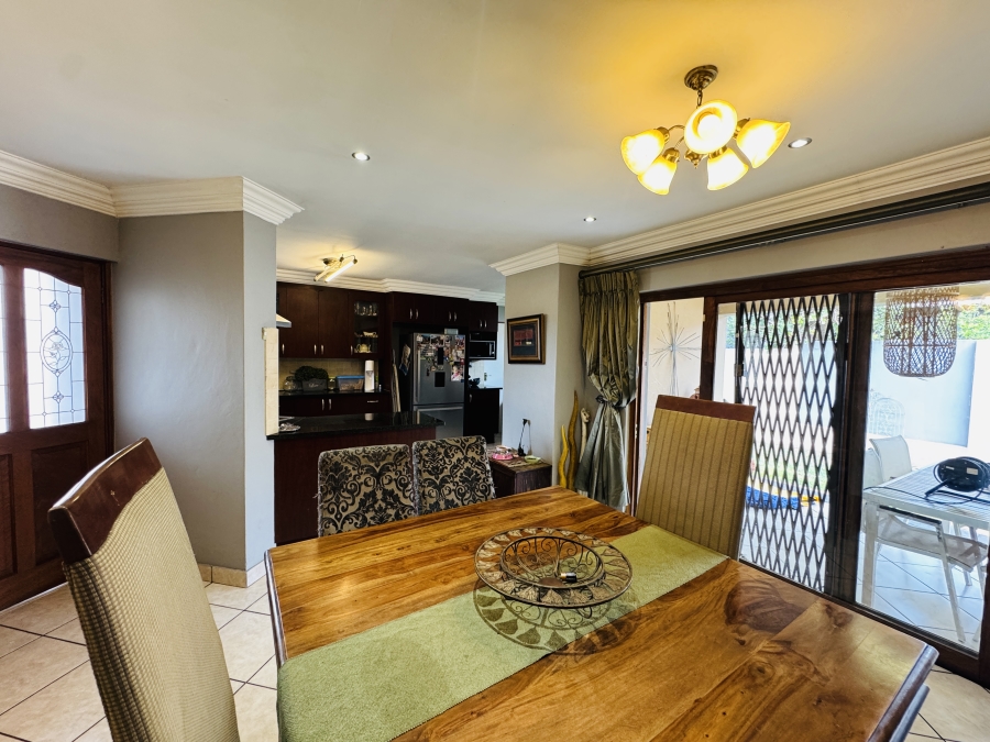 3 Bedroom Property for Sale in Thatchfield Estate Gauteng
