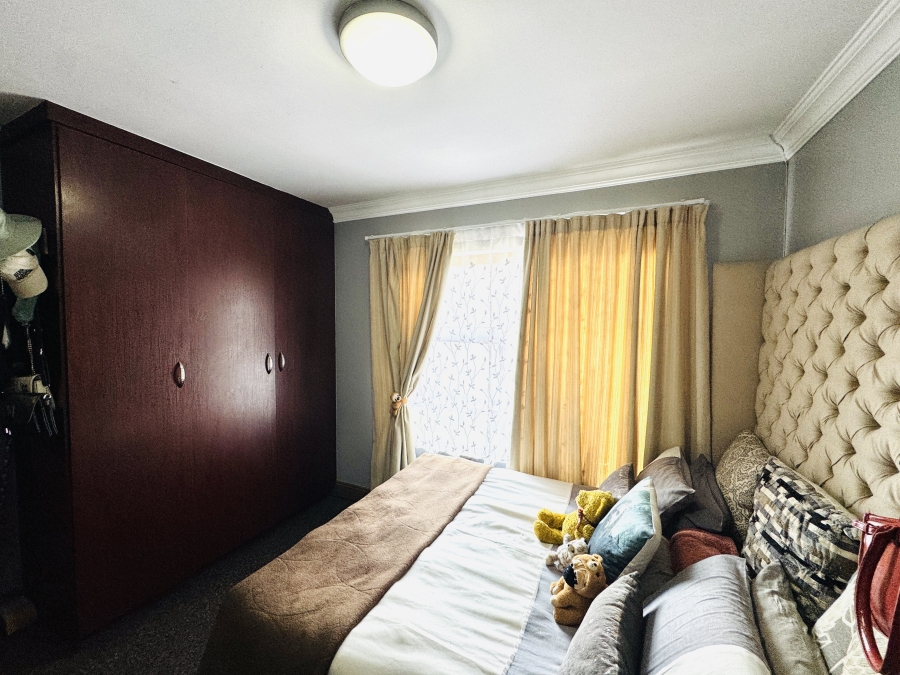 3 Bedroom Property for Sale in Thatchfield Estate Gauteng