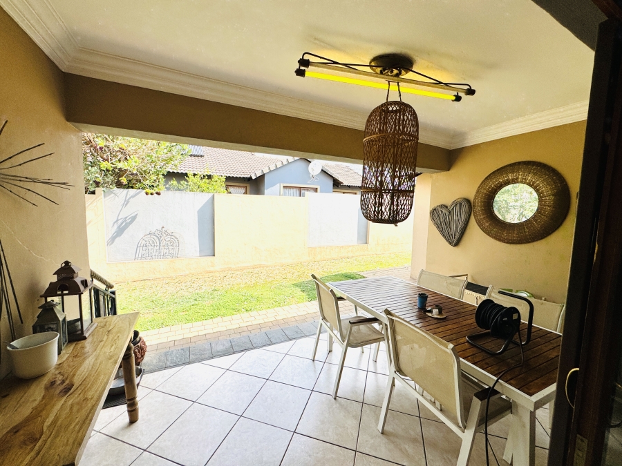 3 Bedroom Property for Sale in Thatchfield Estate Gauteng