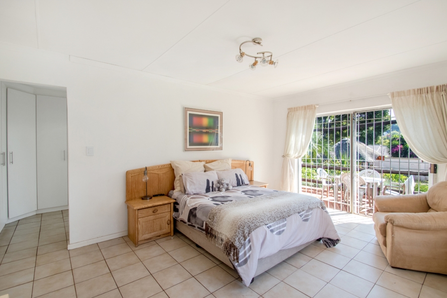 4 Bedroom Property for Sale in Weltevreden Park Gauteng