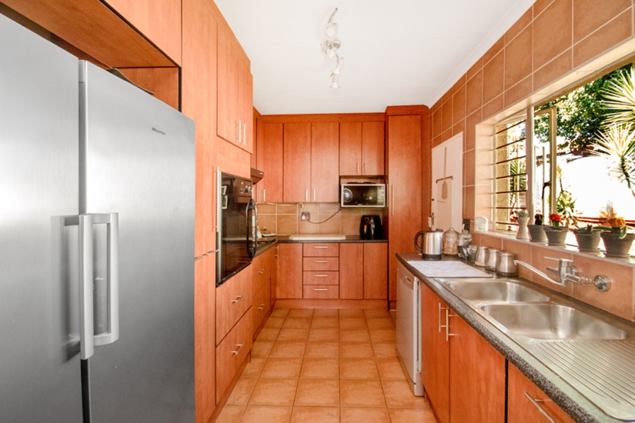 4 Bedroom Property for Sale in Weltevreden Park Gauteng