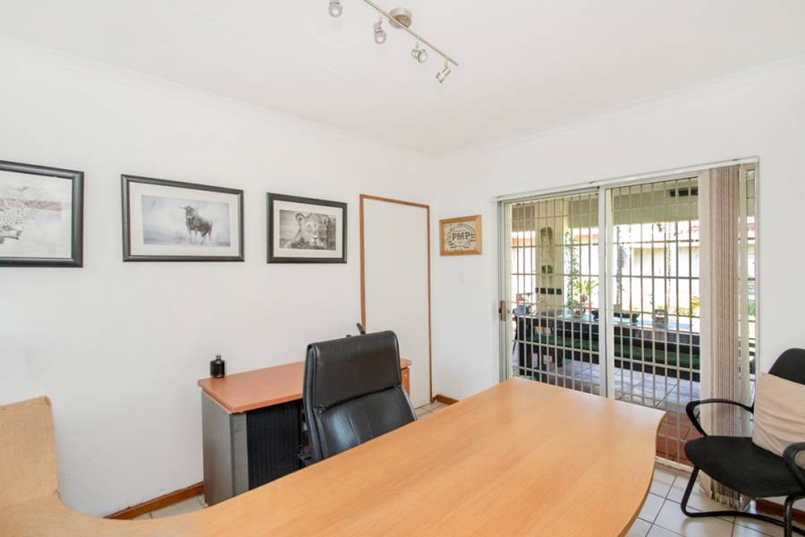4 Bedroom Property for Sale in Weltevreden Park Gauteng