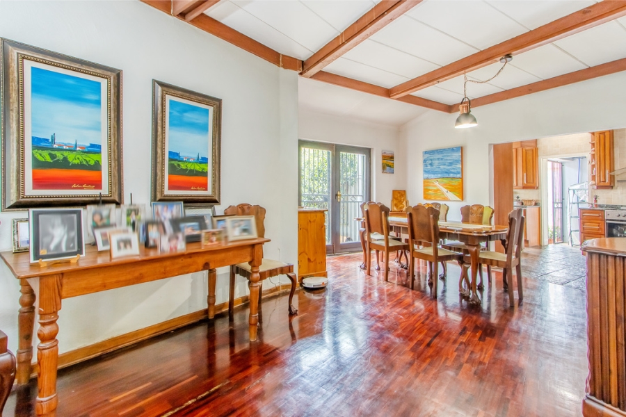 8 Bedroom Property for Sale in Northcliff Gauteng