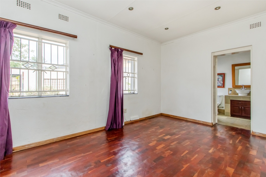 8 Bedroom Property for Sale in Northcliff Gauteng