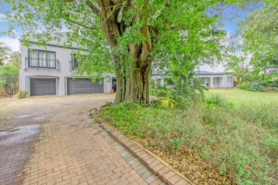 8 Bedroom Property for Sale in Northcliff Gauteng