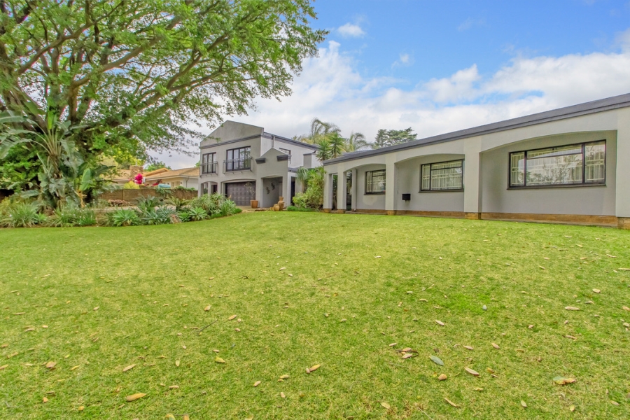 8 Bedroom Property for Sale in Northcliff Gauteng