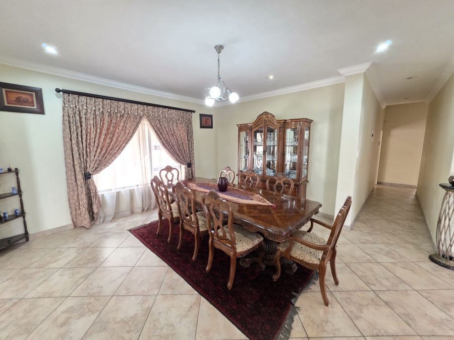 4 Bedroom Property for Sale in Waterkloof Ridge Gauteng