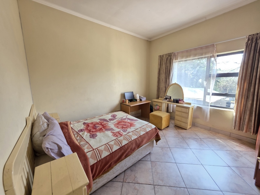 4 Bedroom Property for Sale in Waterkloof Ridge Gauteng