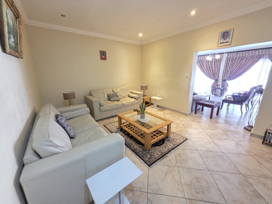 4 Bedroom Property for Sale in Waterkloof Ridge Gauteng