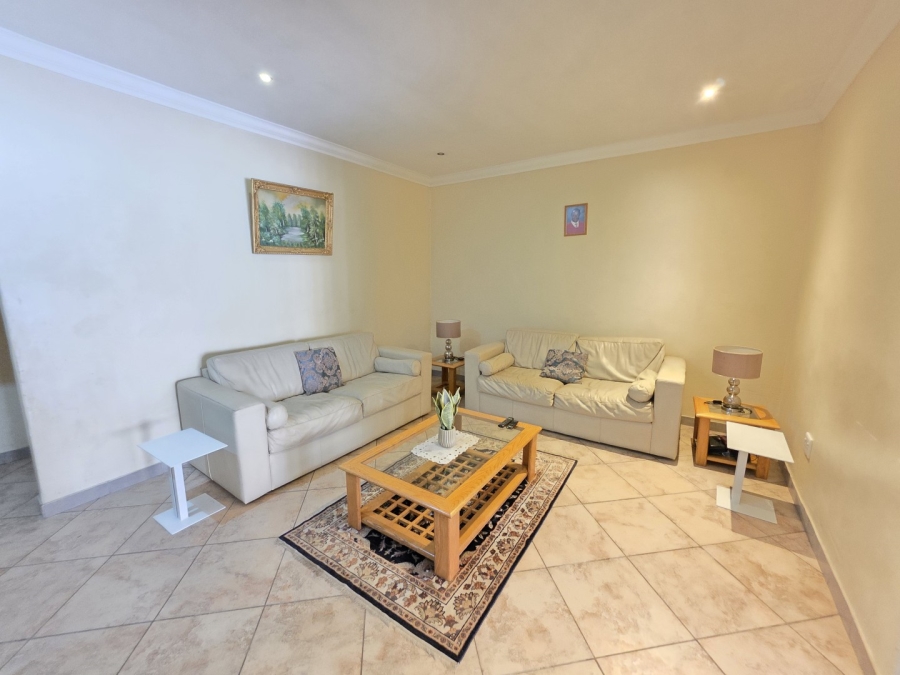 4 Bedroom Property for Sale in Waterkloof Ridge Gauteng