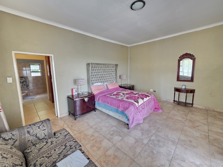4 Bedroom Property for Sale in Waterkloof Ridge Gauteng