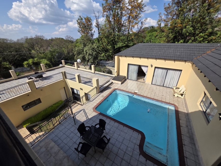 4 Bedroom Property for Sale in Waterkloof Ridge Gauteng