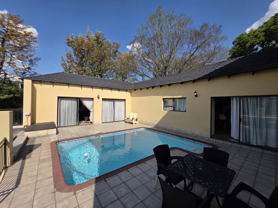 4 Bedroom Property for Sale in Waterkloof Ridge Gauteng