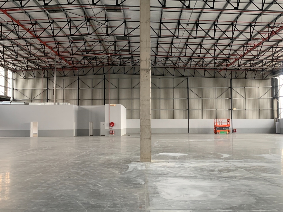 To Let Commercial Property for Rent in Gosforth Park Gauteng