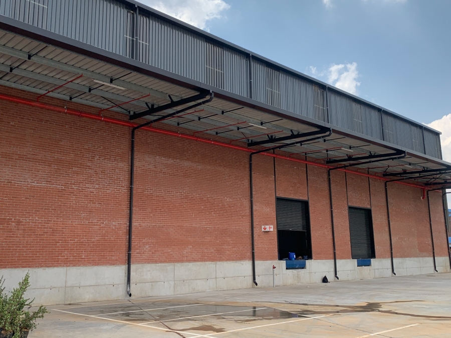 To Let Commercial Property for Rent in Gosforth Park Gauteng
