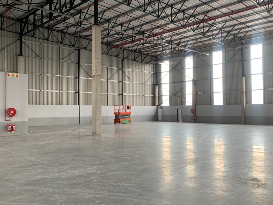 To Let Commercial Property for Rent in Gosforth Park Gauteng