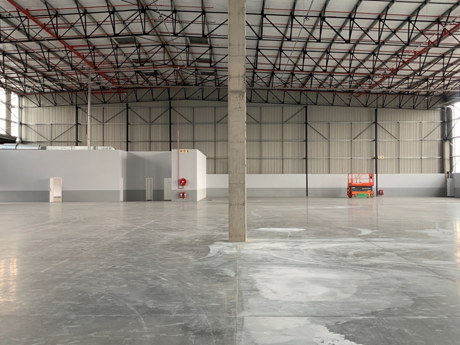 To Let Commercial Property for Rent in Gosforth Park Gauteng