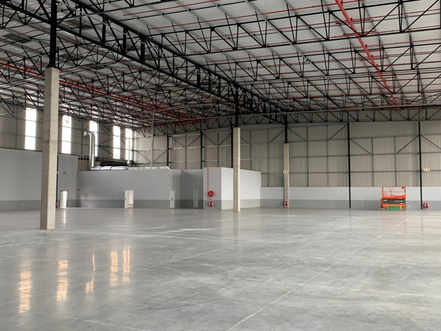 To Let Commercial Property for Rent in Gosforth Park Gauteng