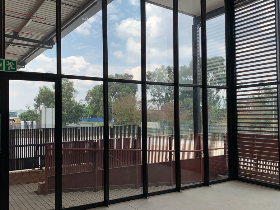 To Let Commercial Property for Rent in Gosforth Park Gauteng