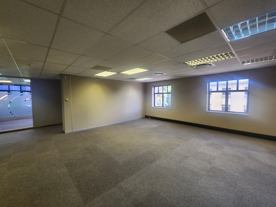 To Let Commercial Property for Rent in Wierda Valley Gauteng