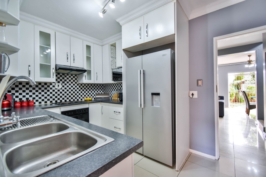 3 Bedroom Property for Sale in Wierda Park Gauteng