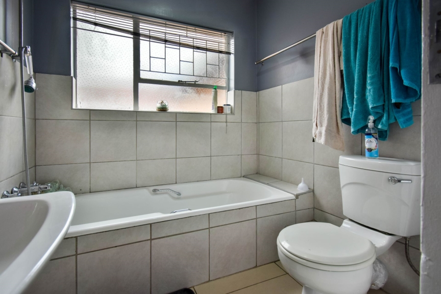 3 Bedroom Property for Sale in Wierda Park Gauteng