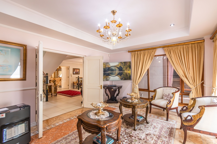 6 Bedroom Property for Sale in Bryanston Gauteng