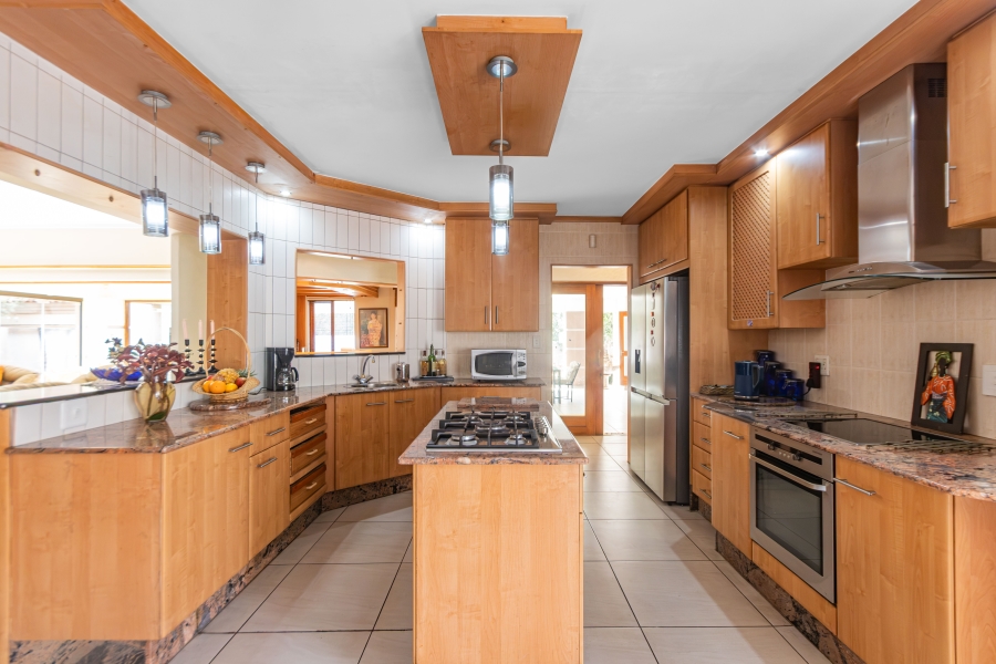 6 Bedroom Property for Sale in Bryanston Gauteng