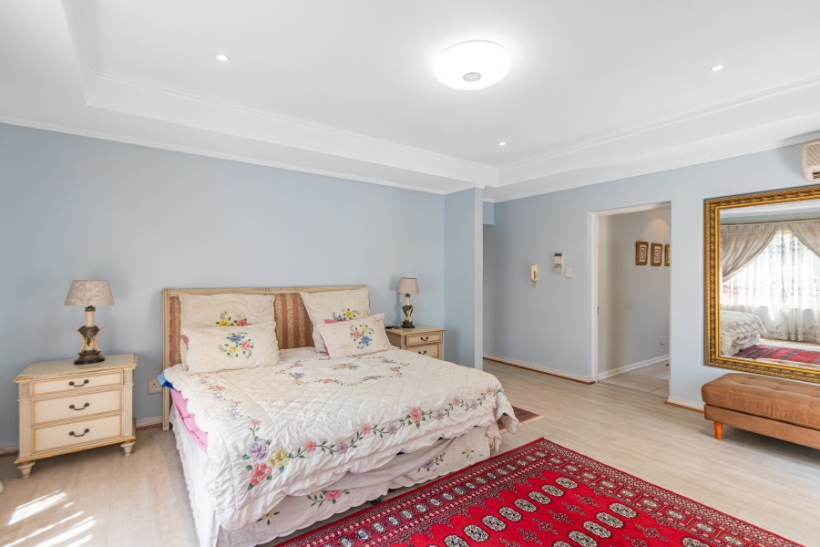 6 Bedroom Property for Sale in Bryanston Gauteng