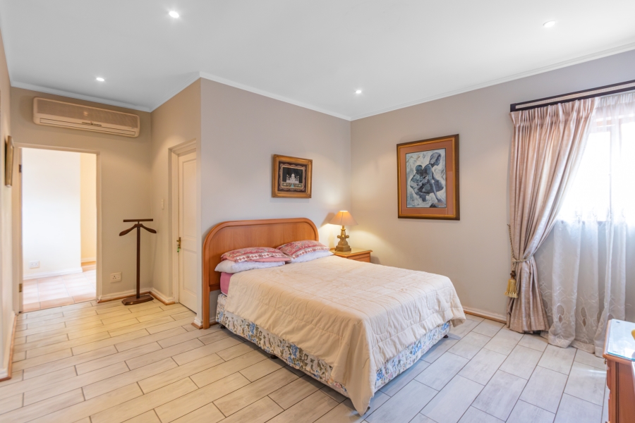 6 Bedroom Property for Sale in Bryanston Gauteng