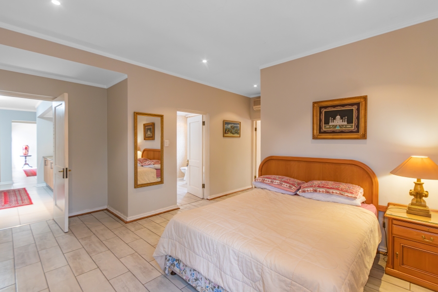 6 Bedroom Property for Sale in Bryanston Gauteng