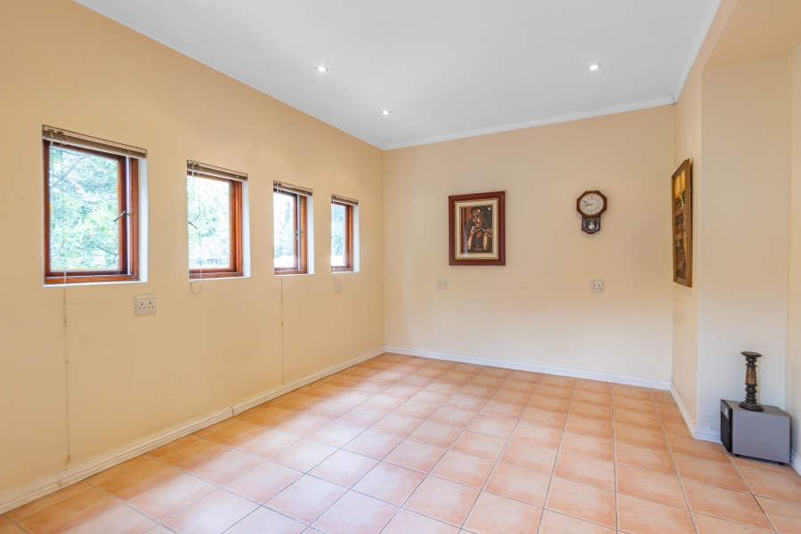 6 Bedroom Property for Sale in Bryanston Gauteng