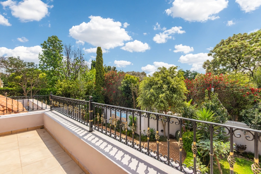 6 Bedroom Property for Sale in Bryanston Gauteng
