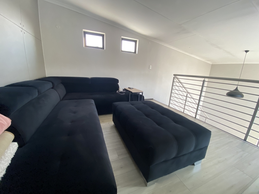 To Let 3 Bedroom Property for Rent in Broadacres Gauteng