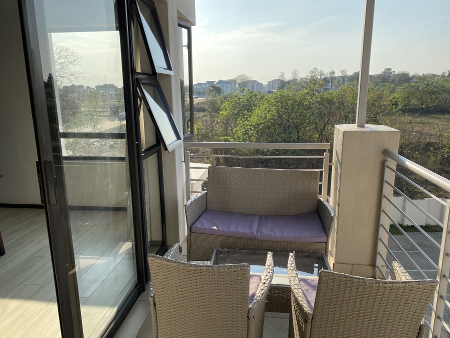 To Let 3 Bedroom Property for Rent in Broadacres Gauteng