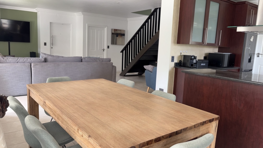 To Let 3 Bedroom Property for Rent in Beverley Gauteng