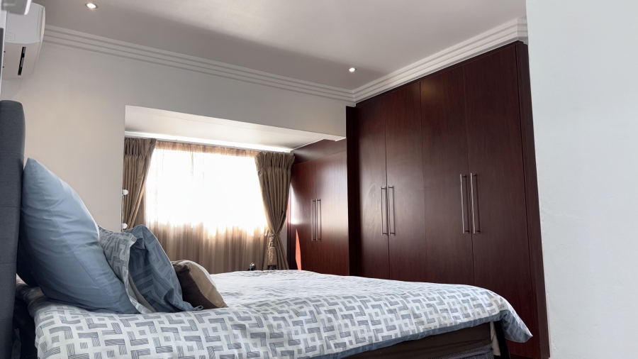To Let 3 Bedroom Property for Rent in Beverley Gauteng