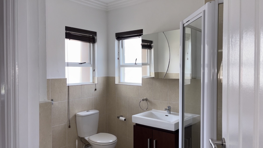 To Let 3 Bedroom Property for Rent in Beverley Gauteng