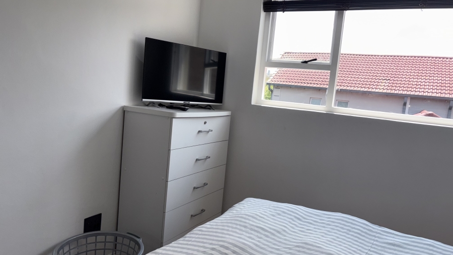 To Let 3 Bedroom Property for Rent in Beverley Gauteng