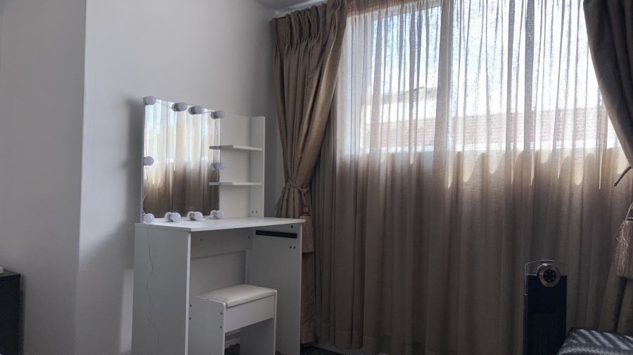 To Let 3 Bedroom Property for Rent in Beverley Gauteng