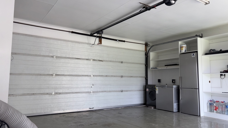 To Let 3 Bedroom Property for Rent in Beverley Gauteng